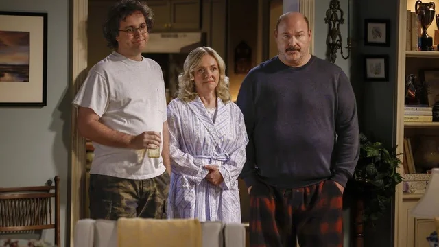 image-2 5 Detalhes georgie e mandy - seu primeiro casamento, Spin-off de "The Big Bang Theory"