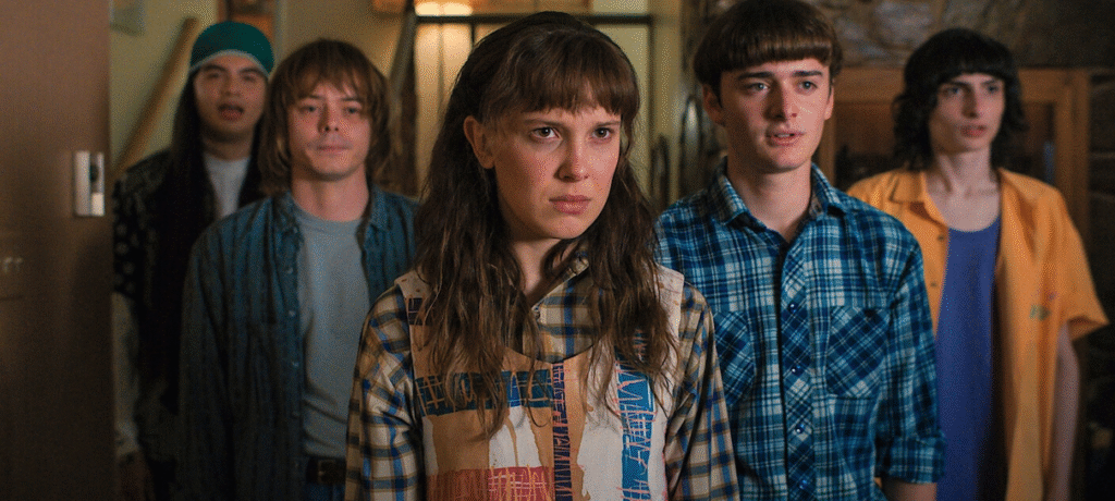 image-204-1024x460 Stranger Things: O Final que Quase Foi para o Cinema - Por que os Criadores Queriam e a Netflix Disse Não